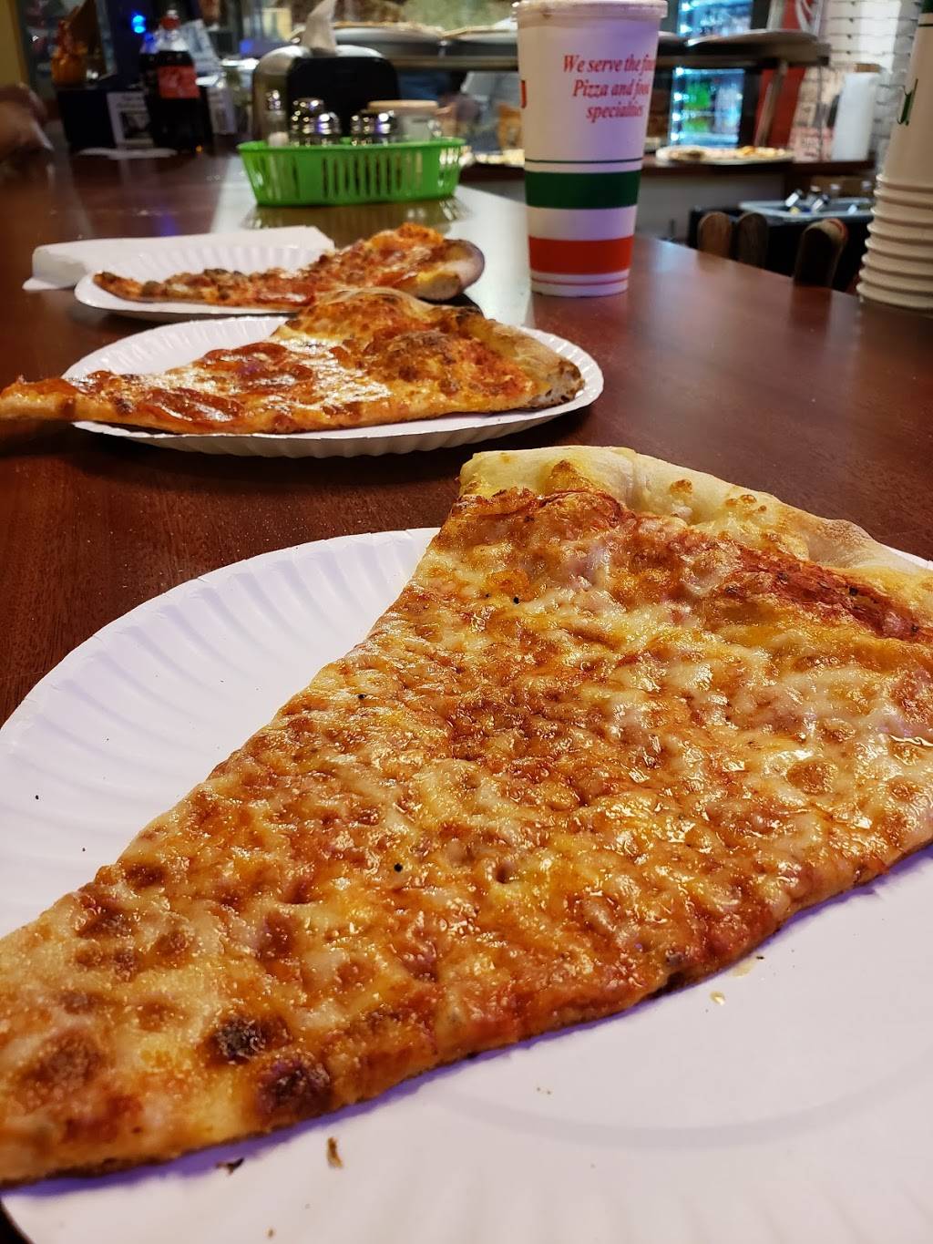 Tonys Pizza | meal takeaway | 320 Main St, Dunedin, FL 34698, USA | 7272866242 OR +1 727-286-6242