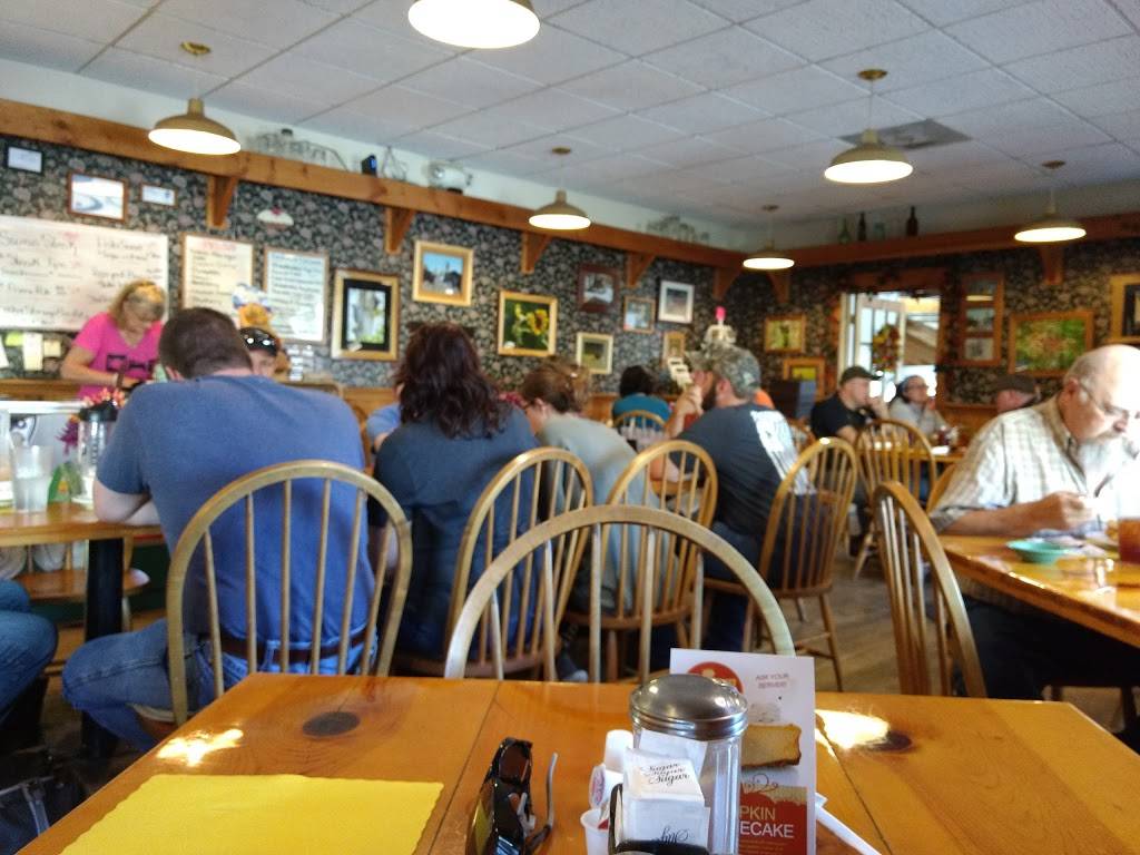 Coal Oil Johnnys Eatery | restaurant | 117 E State St, Pleasantville, PA 16341, USA | 8145895500 OR +1 814-589-5500