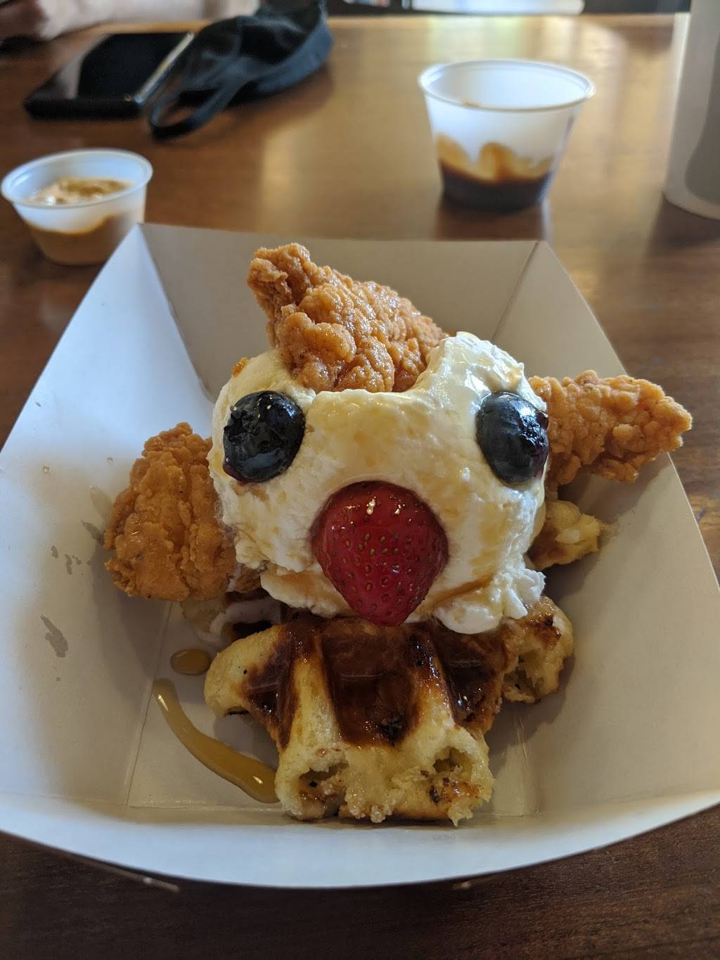 Bruges Waffles & Frites | restaurant | 2314 Highland Dr, Salt Lake City, UT 84106, USA | 8014869999 OR +1 801-486-9999