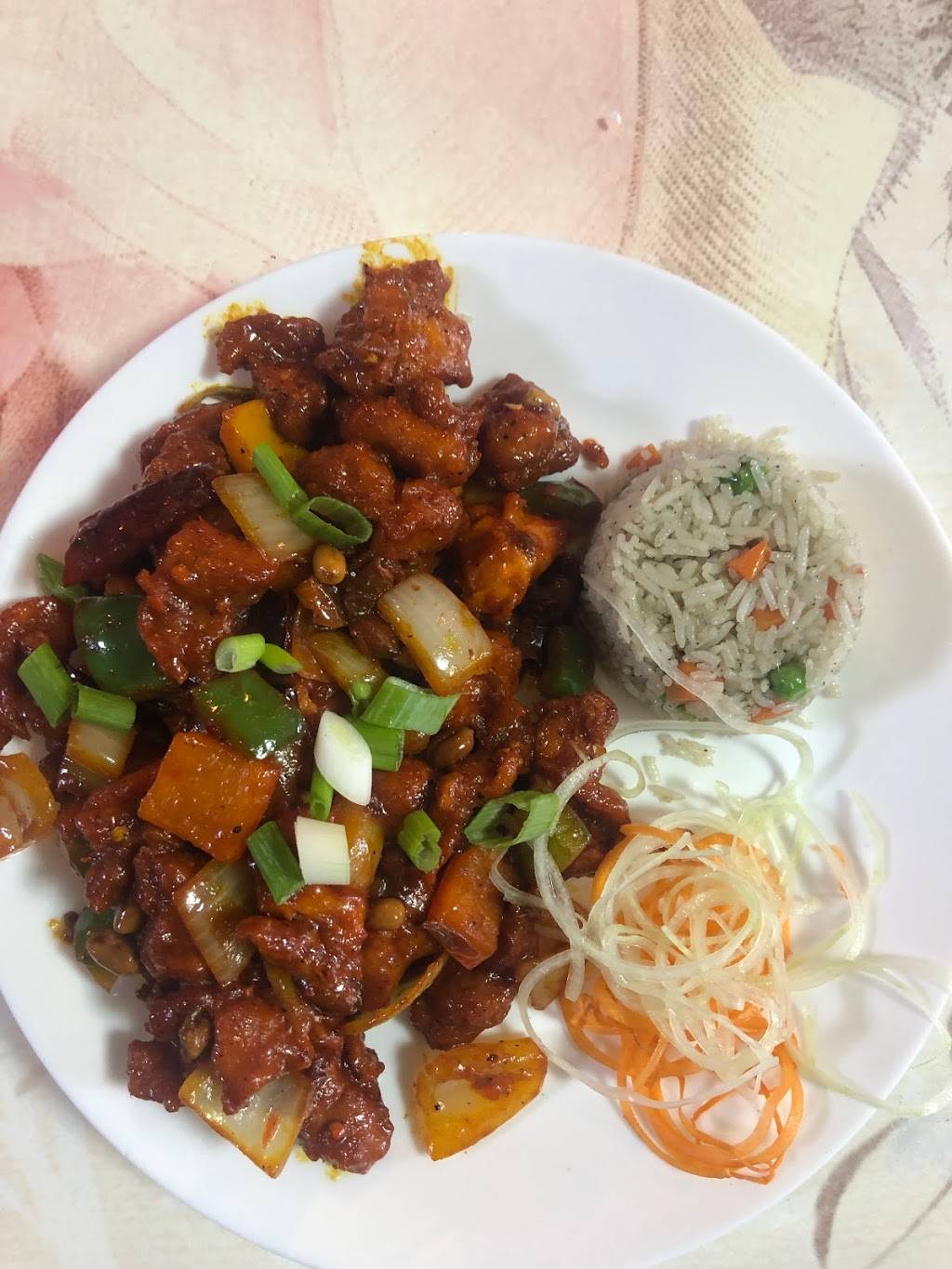 Kurried | restaurant | 1811 E Fowler Ave B, Tampa, FL 33612, USA | 8139991415 OR +1 813-999-1415