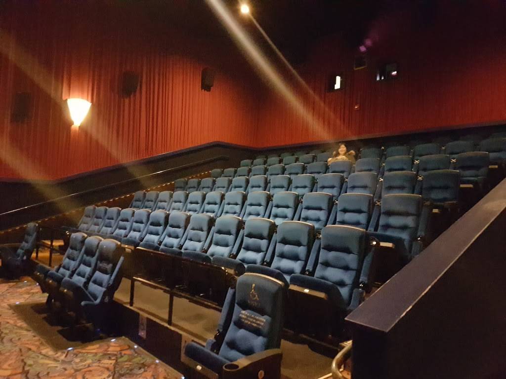 Cinemark Monterey 13 | meal takeaway | 1700 Del Monte Center, Monterey, CA 93940, USA | 8313738051 OR +1 831-373-8051