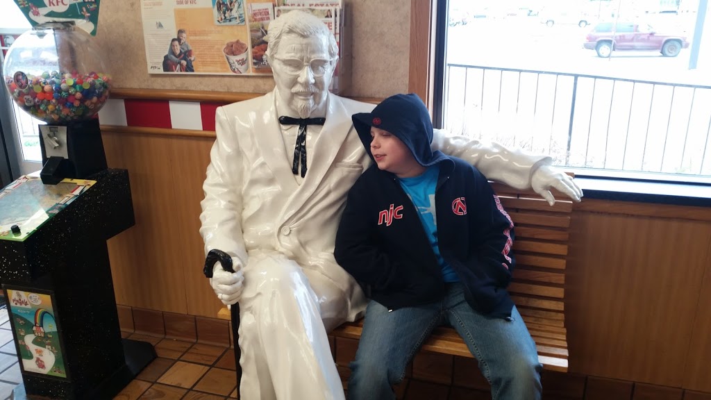 KFC | restaurant | 1500 Hamilton Blvd, Sioux City, IA 51103, USA | 7122583575 OR +1 712-258-3575