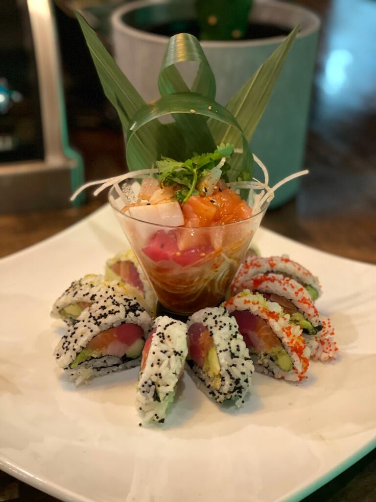 Cilantro Asian Bistro (Davie) | restaurant | 11590 W State Rd 84, Davie, FL 33325, USA | 9543687772 OR +1 954-368-7772