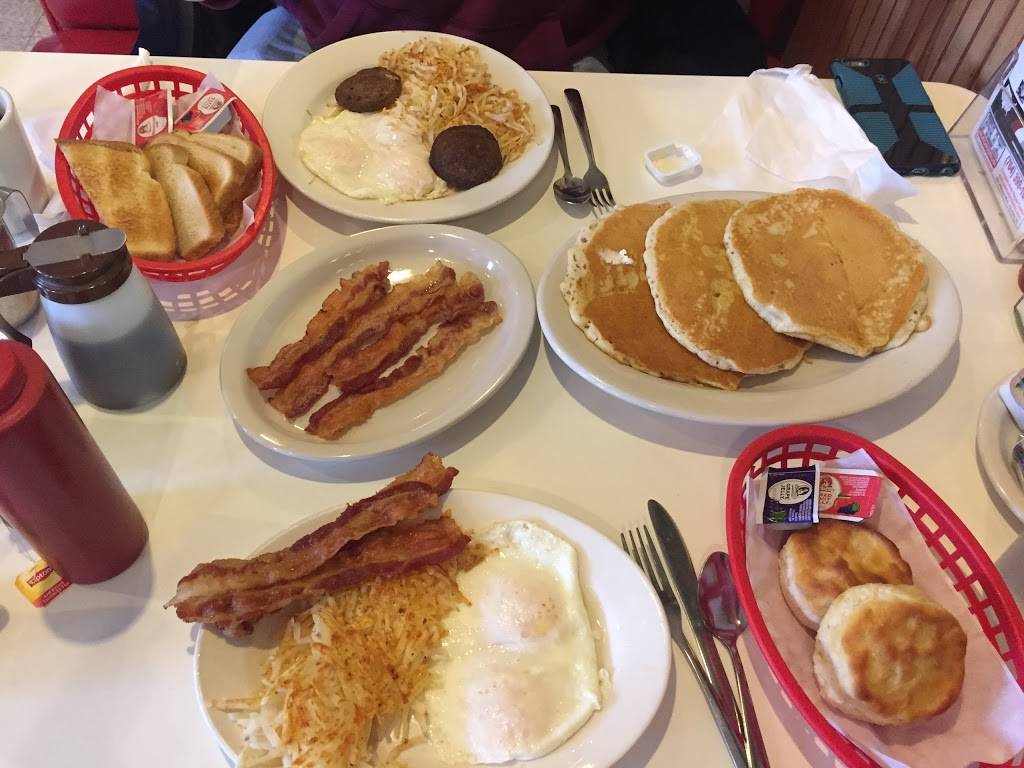 Carolina | restaurant | 4600 Wilkinson Blvd, Charlotte, NC 28208, USA | 7043949249 OR +1 704-394-9249