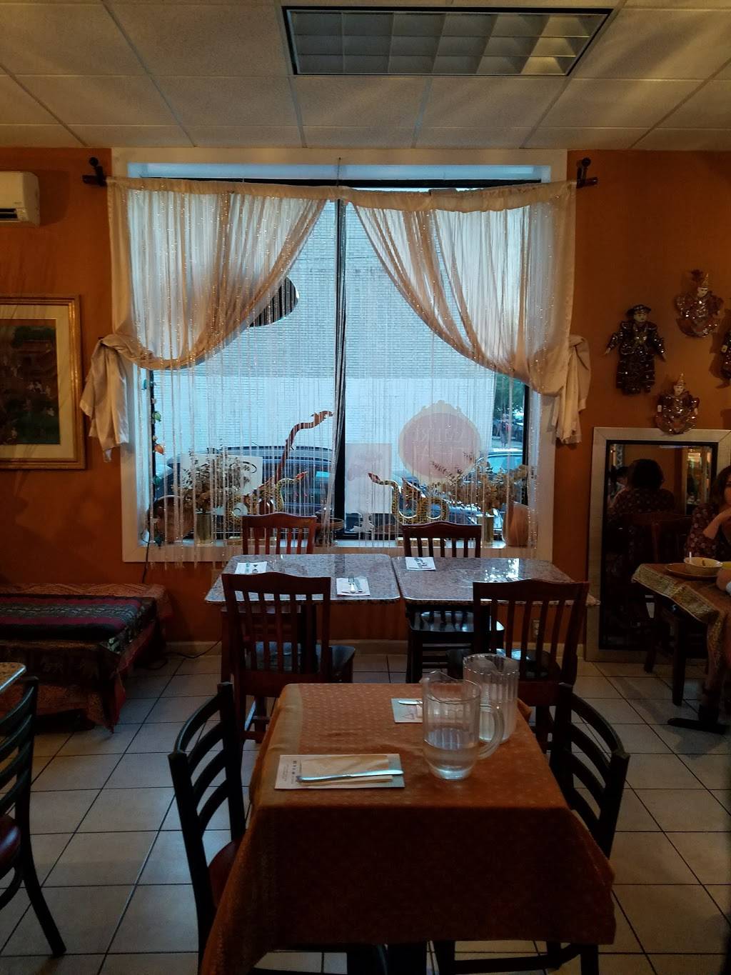 Ameri Thai | restaurant | 1244 Snyder Ave, Philadelphia, PA 19148, USA | 2153340400 OR +1 215-334-0400