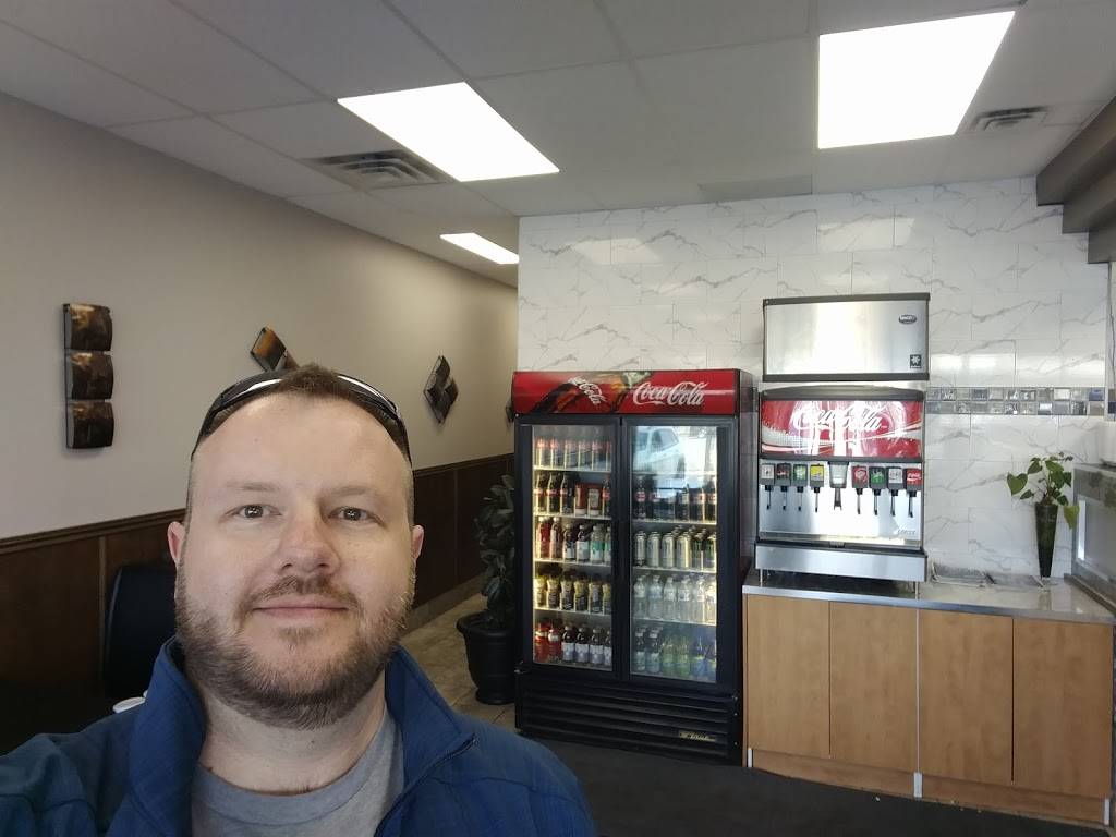 Gyros & More | restaurant | 300 Tecumseh Rd E, Windsor, ON N8X 5E8, Canada | 5192551200 OR +1 519-255-1200