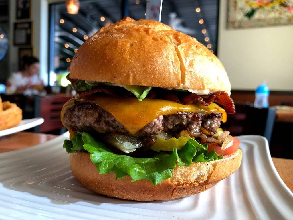 Liberty Burger Richardson | restaurant | 3617 Shire Blvd, Richardson, TX 75082, USA | 4698637111 OR +1 469-863-7111