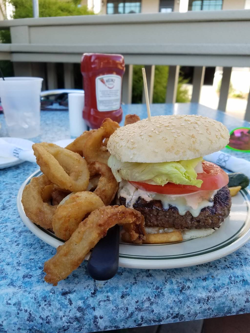 Archie Moores Bar & Restaurant | restaurant | 15 Factory Ln, Milford, CT 06460, USA | 2038765088 OR +1 203-876-5088