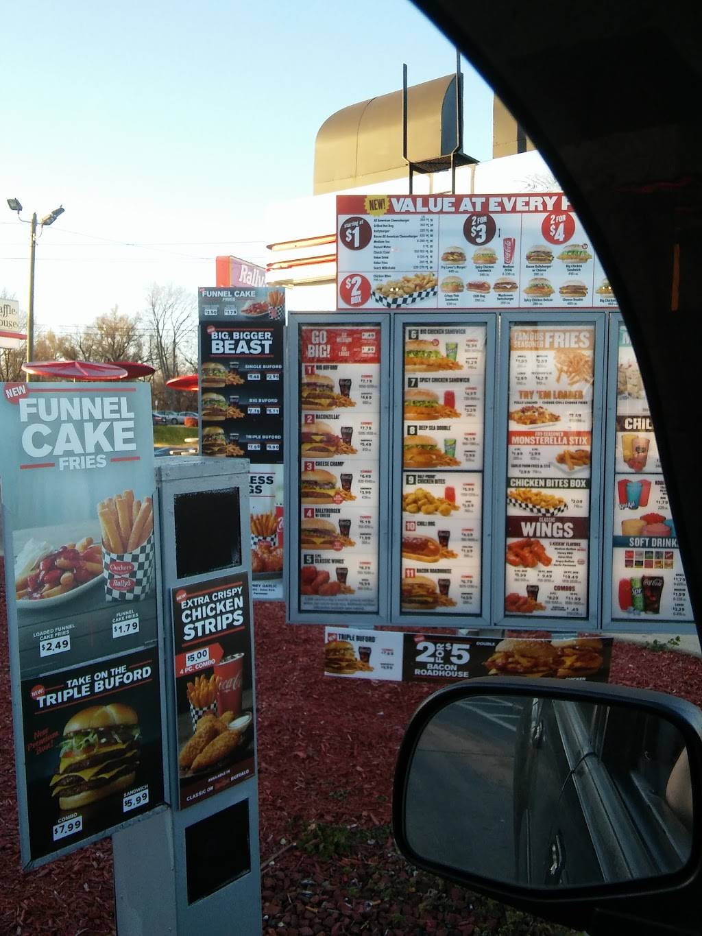 Rallys | restaurant | 3807 W W Washington St, Indianapolis, IN 46241, USA | 3172430993 OR +1 317-243-0993