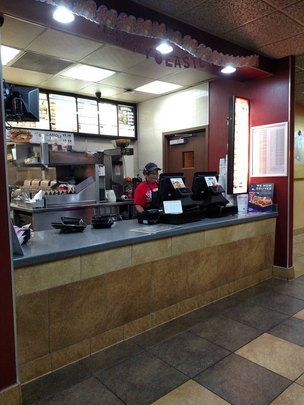 Jack in the Box | restaurant | 16311 Beach Blvd, Huntington Beach, CA 92647, USA | 7148414984 OR +1 714-841-4984