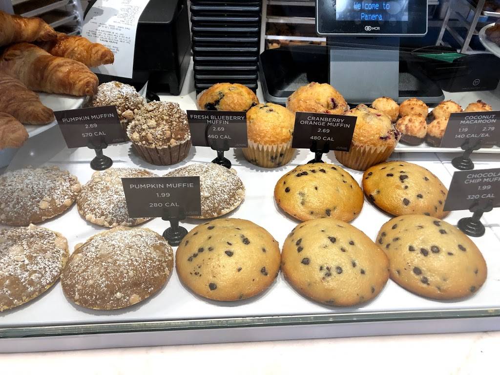 Panera Bread | cafe | 22050 US-281, San Antonio, TX 78258, USA | 2104819993 OR +1 210-481-9993