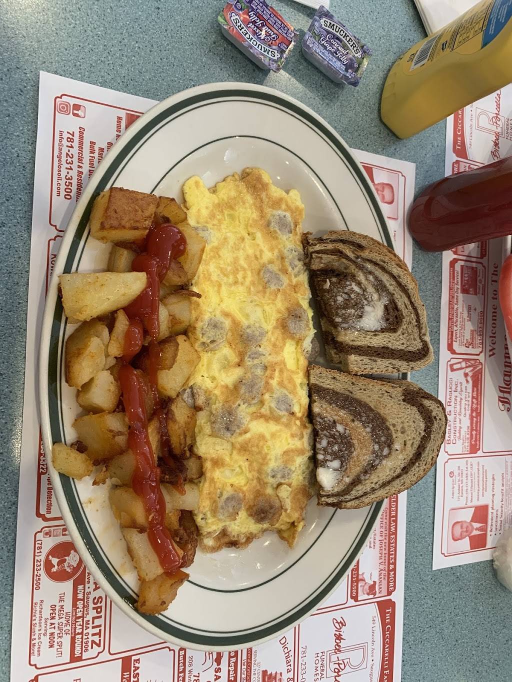 Hammersmith Family Restaurant | restaurant | 330 Central St, Saugus, MA 01906, USA | 7812338089 OR +1 781-233-8089