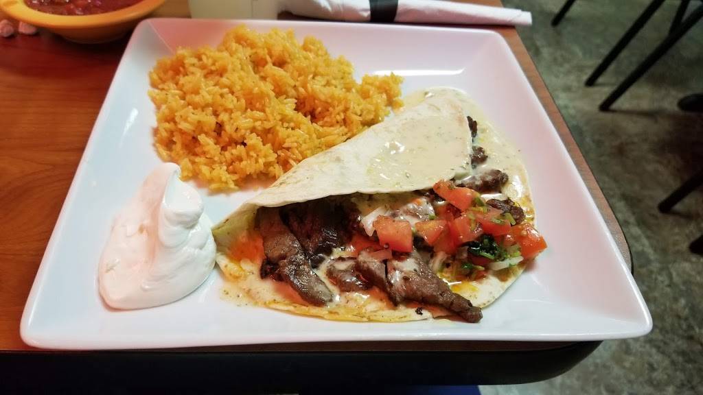 Cancun Mexican Grill | restaurant | 690 Missouri Ave #6, St Robert, MO 65584, USA | 5733368585 OR +1 573-336-8585