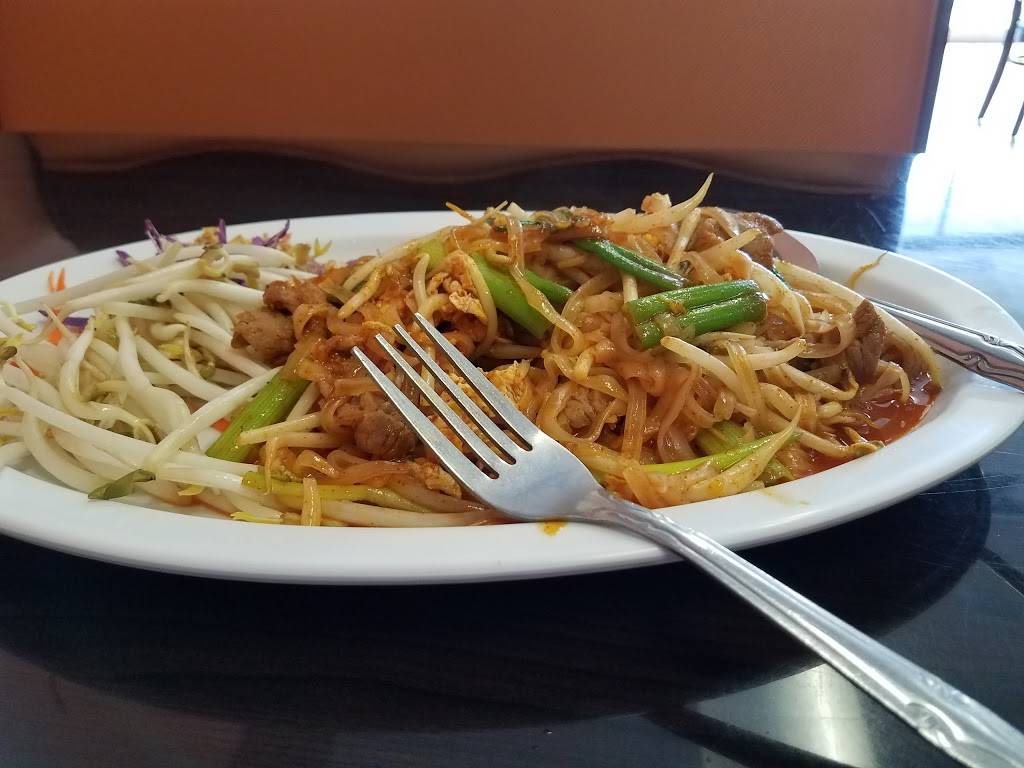 Riverside Thai Kitchen | restaurant | 7755 California Ave, Riverside, CA 92504, USA | 9517296675 OR +1 951-729-6675