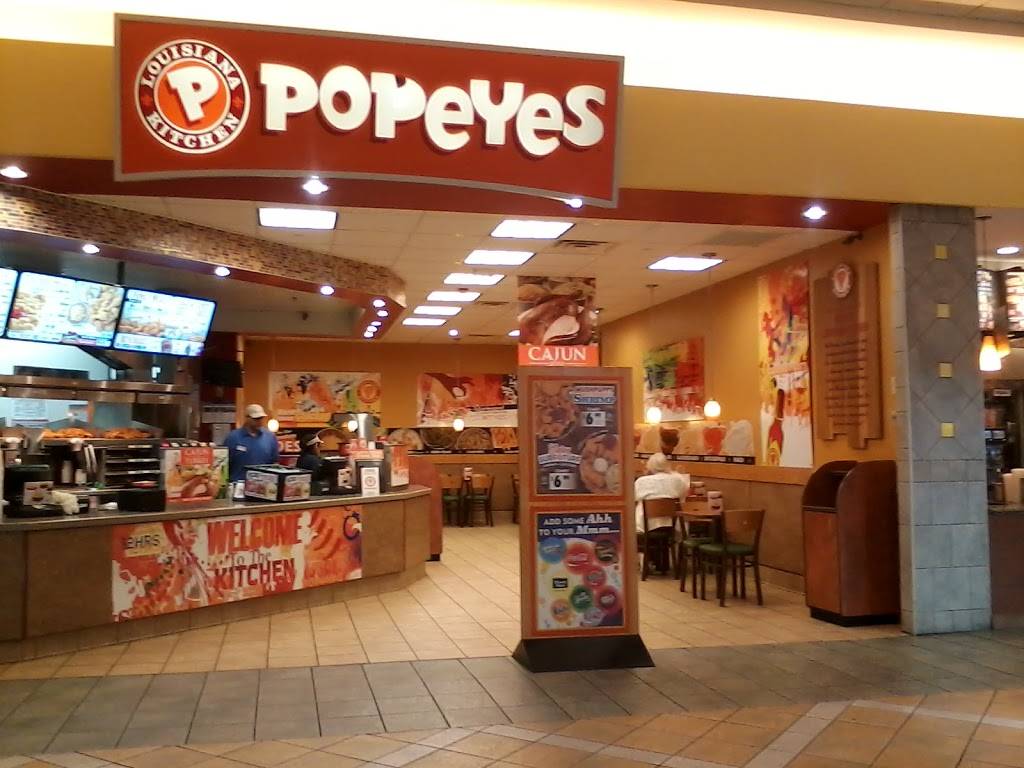 Popeyes Louisiana Kitchen | restaurant | Mall Food Court, 801 N Congress Ave SUITE 681, Boynton Beach, FL 33426, USA | 5617520029 OR +1 561-752-0029