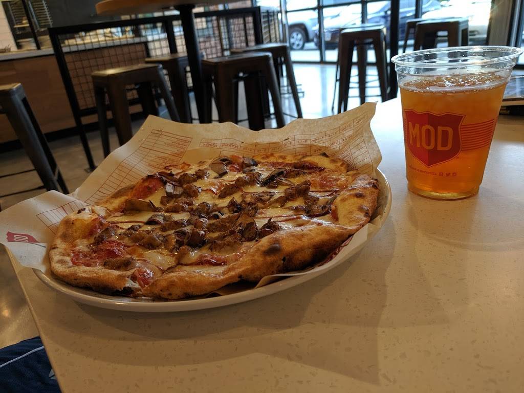 MOD Pizza | restaurant | 11440 Midlothian Turnpike Suite C, Richmond, VA 23235, USA | 8046217401 OR +1 804-621-7401