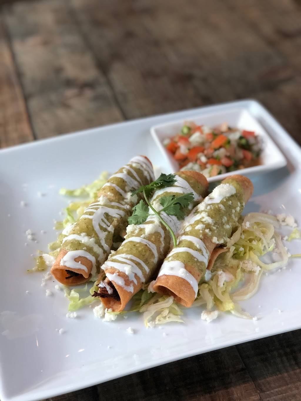 La Gloria Modern Mexican Bar | restaurant | 22010 17th Ave SE, Bothell, WA 98021, USA | 4252199957 OR +1 425-219-9957