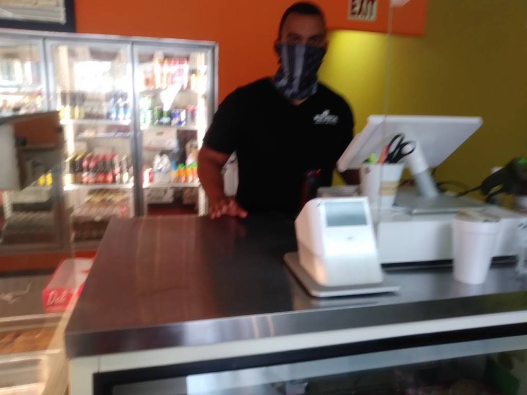 Mega Tropical | restaurant | 2725 S Beneva Rd, Sarasota, FL 34232, USA | 9412714444 OR +1 941-271-4444