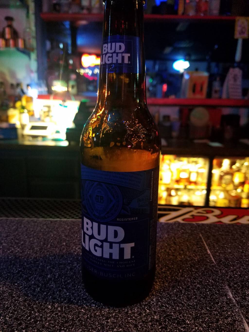 Mickys Bar & Grill | restaurant | 230 Fox St, Lemoore, CA 93245, USA | 5599250262 OR +1 559-925-0262