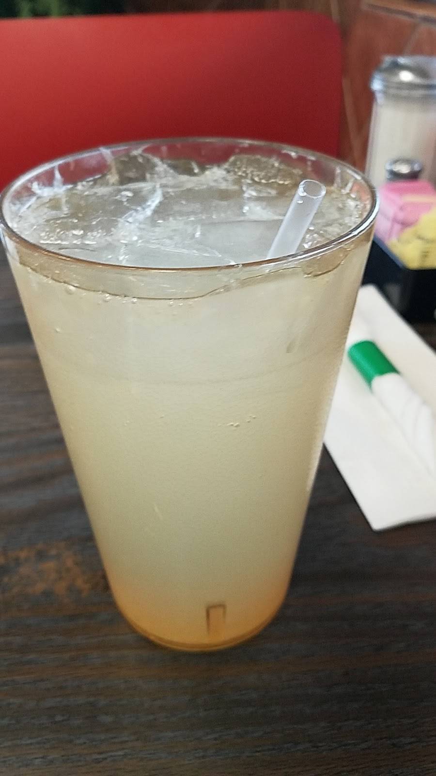 La Esquinita Mexican Restaurant & Meat Market | restaurant | 14624 Shepherd Rd, Atascosa, TX 78002, USA | 2106224100 OR +1 210-622-4100