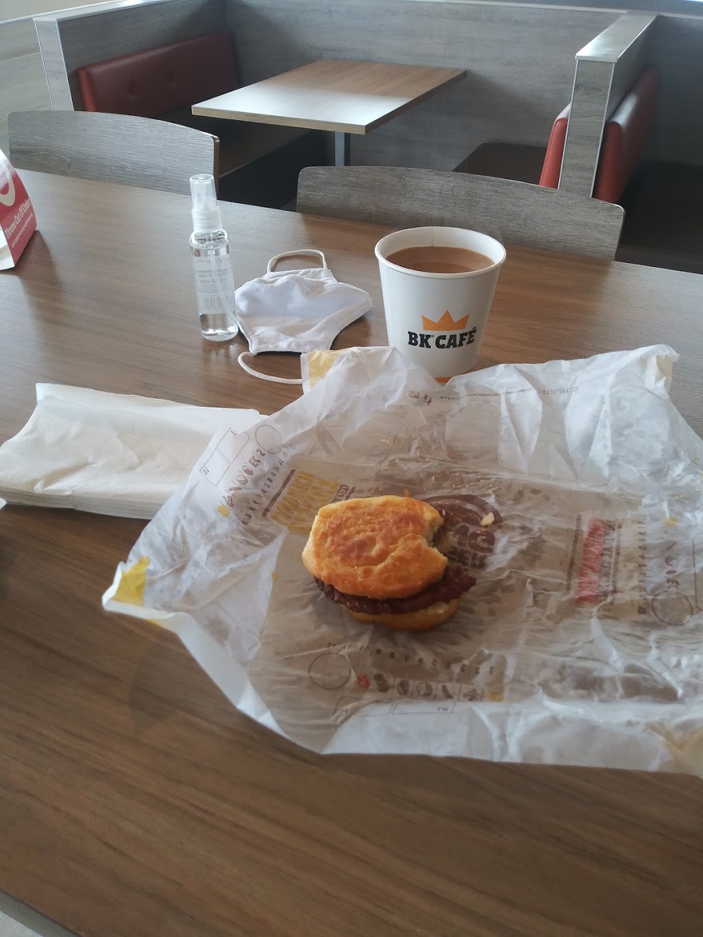 Burger King | restaurant | 3875 Airport Blvd, Mobile, AL 36608, USA | 2512368055 OR +1 251-236-8055