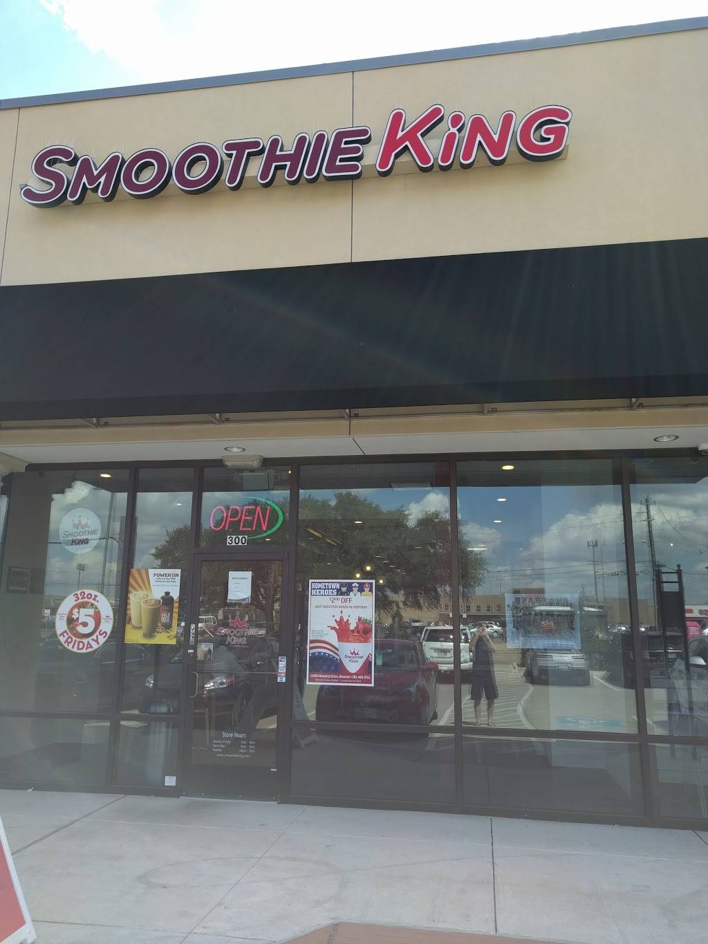 Smoothie King | restaurant | 14555 Memorial Dr #300, Houston, TX 77079, USA | 2814933711 OR +1 281-493-3711