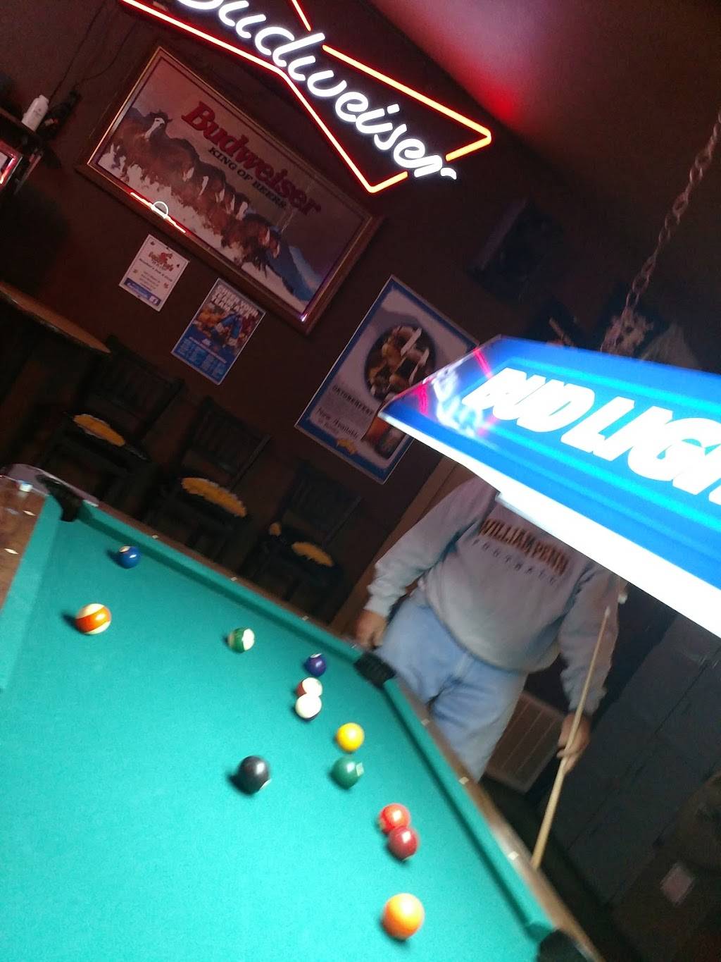 Scooters Pub & Grub | restaurant | 108 E Maple St, New Sharon, IA 50207, USA | 6416371414 OR +1 641-637-1414