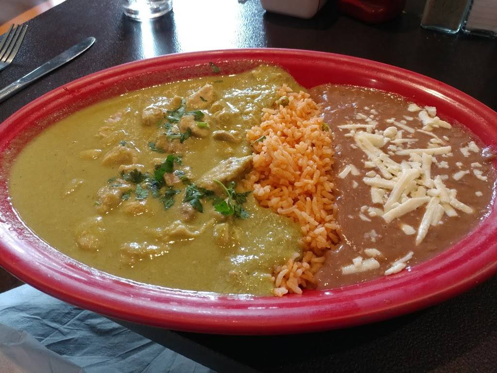 Sarapes | restaurant | 95 High St, Enfield, CT 06082, USA | 8607457781 OR +1 860-745-7781