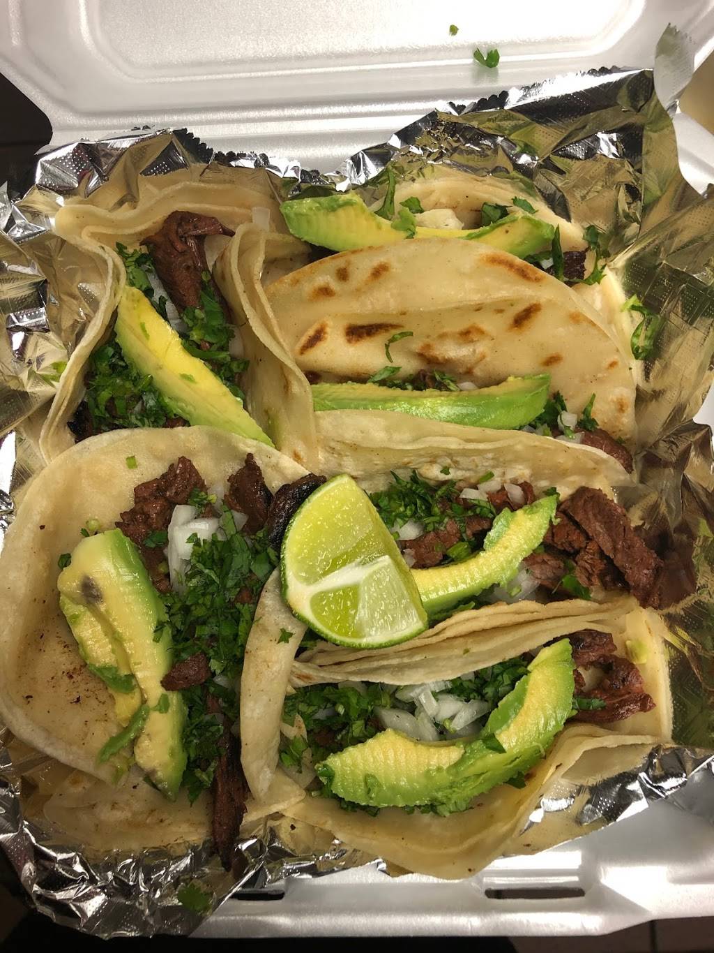 Aztecas Restaurant | restaurant | 613 N Austin Ave, Denison, TX 75020, USA | 9034620264 OR +1 903-462-0264