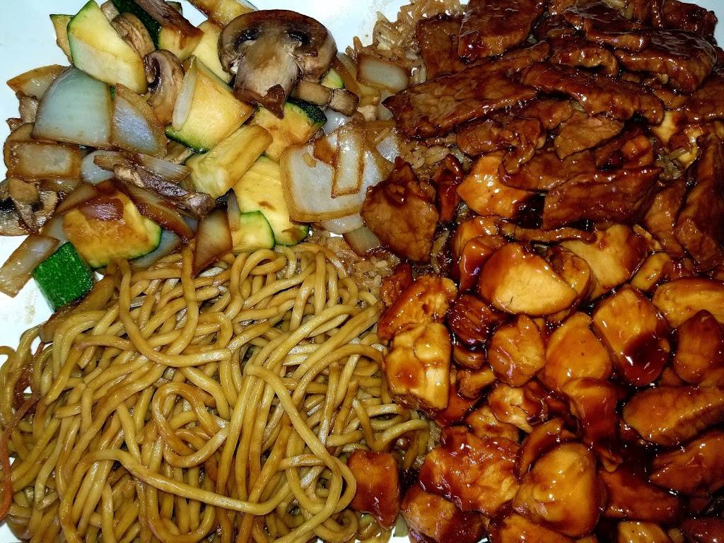 Sakura Japanese Cuisine | restaurant | 202 Broad St, Elyria, OH 44035, USA | 4407313360 OR +1 440-731-3360