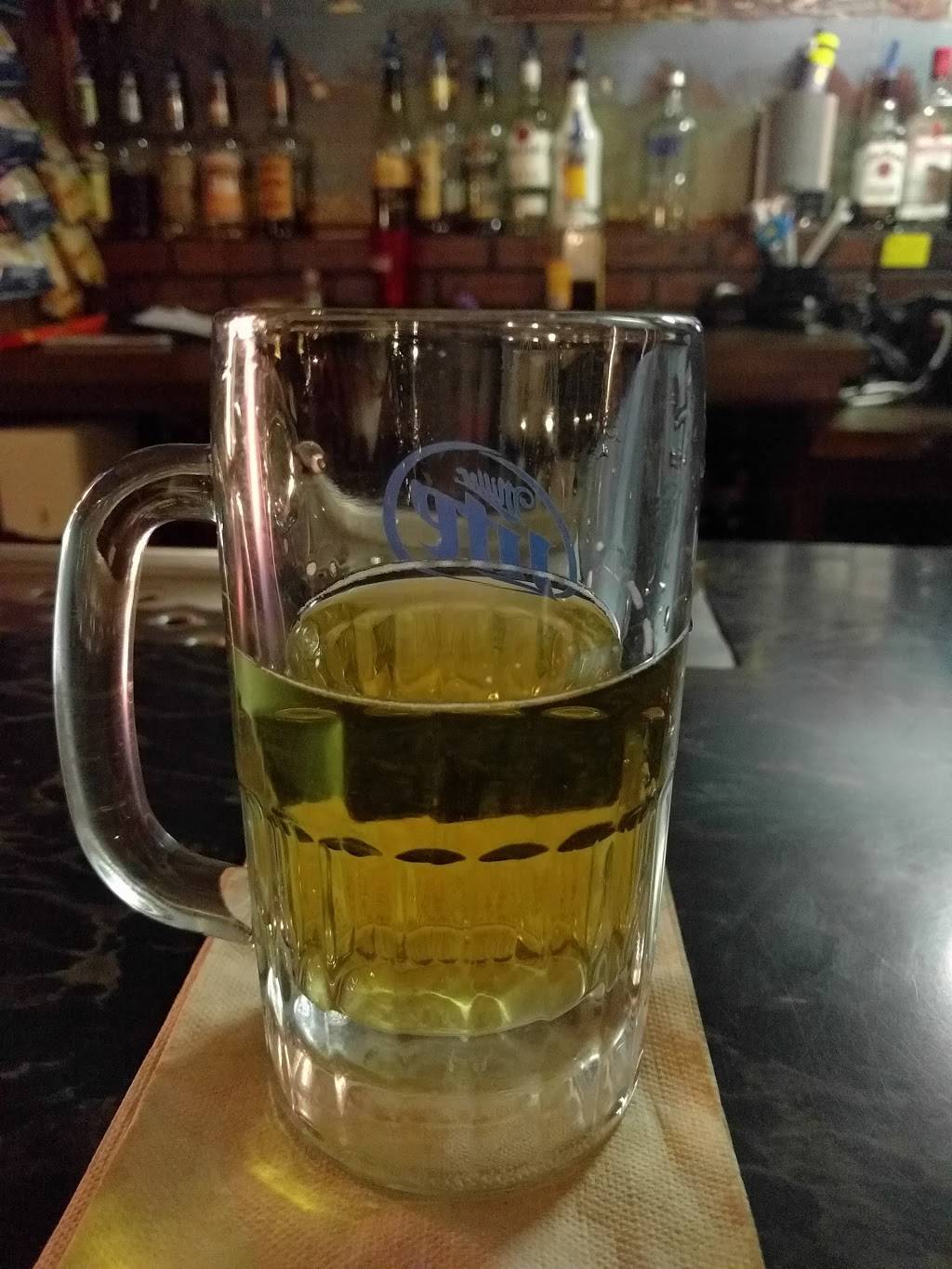 Jozwiaks Bar & Grill | restaurant | 1010 16th Ave, Menominee, MI 49858, USA | 9068632229 OR +1 906-863-2229