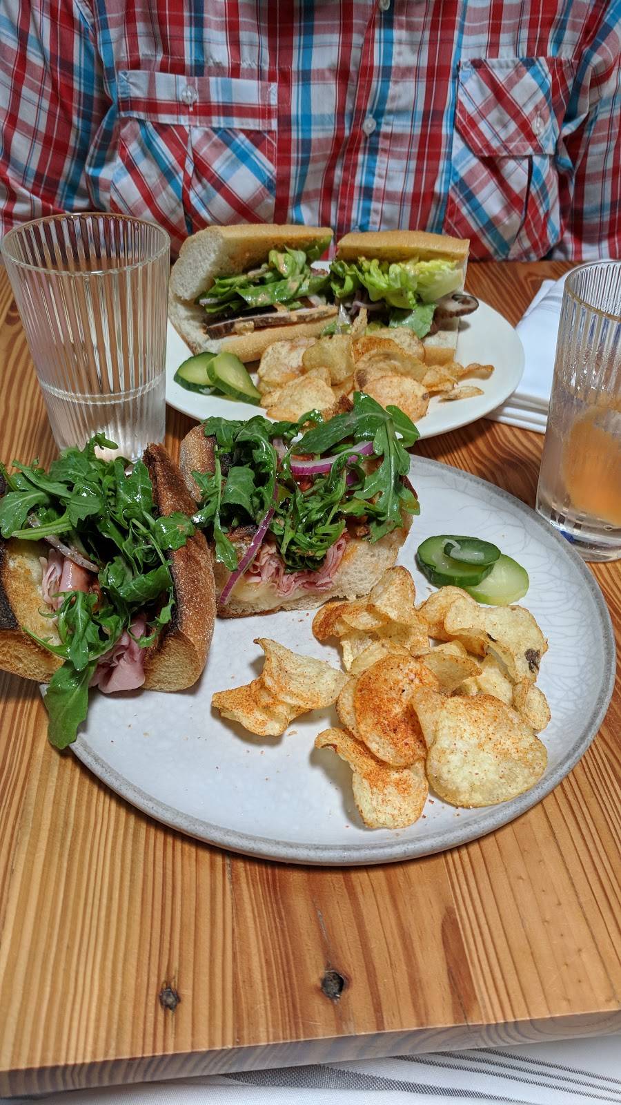 Martha | restaurant | 2113 E York St, Philadelphia, PA 19125, USA | 2158678881 OR +1 215-867-8881