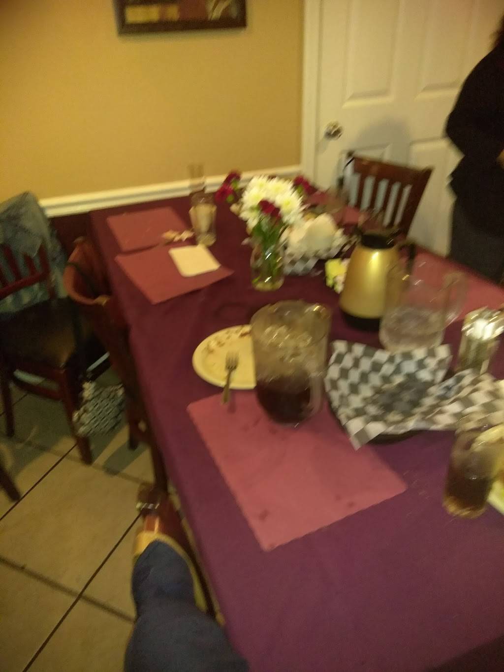 The Avenue | restaurant | 71-22 Myrtle Ave, Glendale, NY 11385, USA | 3477253853 OR +1 347-725-3853