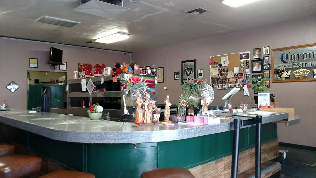 Velascos Mexican Restaurant | restaurant | 641 Academy Ave, Sanger, CA 93657, USA | 5598762666 OR +1 559-876-2666