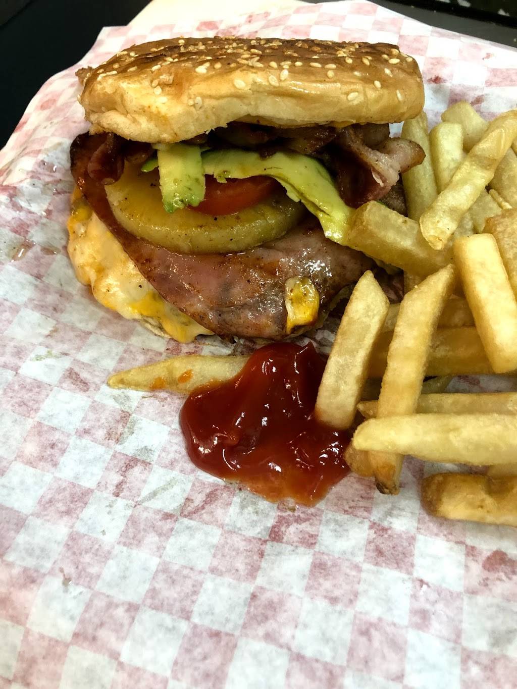 Taqueria el aguila real | restaurant | 616 Schooldell Dr, Dallas, TX 75211, United States | 2146136676 OR +1 214-613-6676