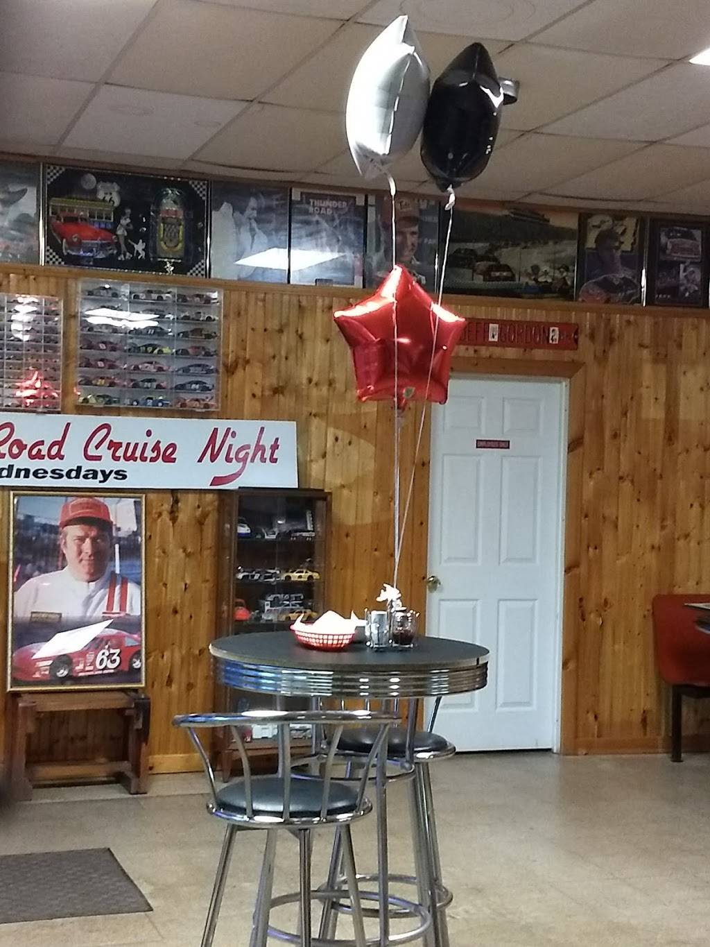 Pizza House | restaurant | 4216 N Johnsburg Rd, Johnsburg, IL 60051, USA | 8157591682 OR +1 815-759-1682