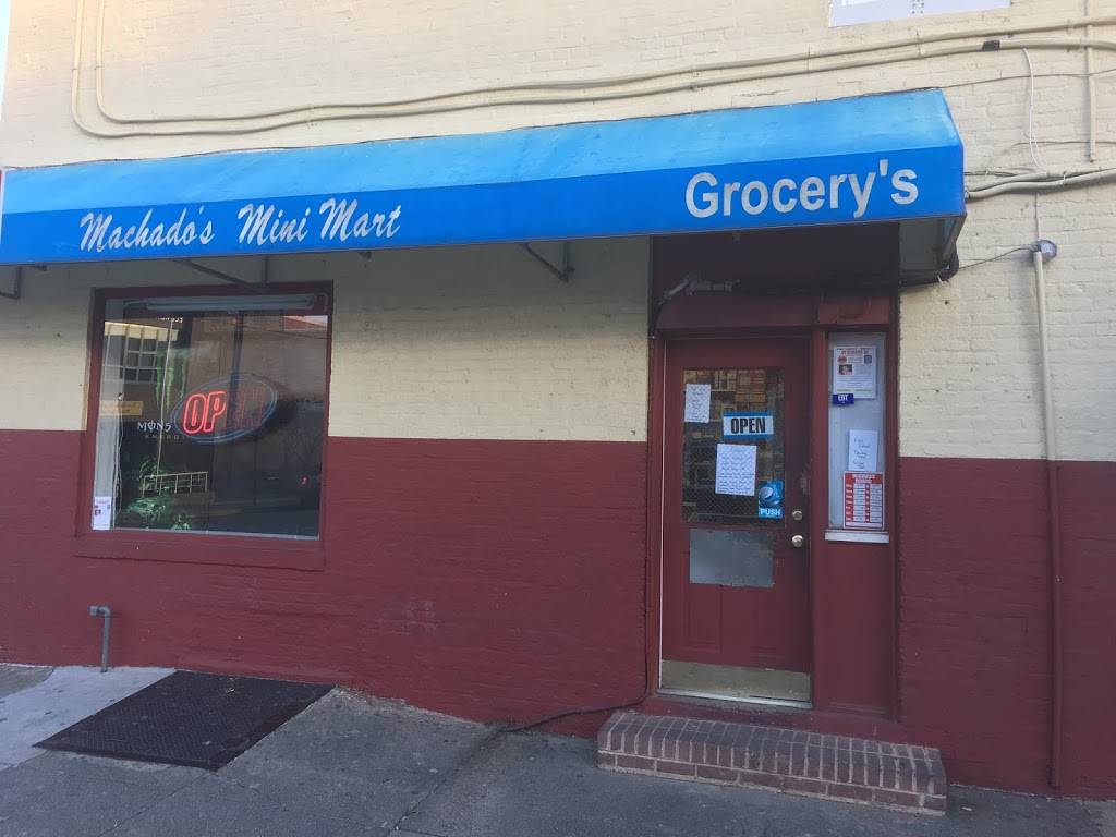 Machados Mini Mart | restaurant | 201 E Heath St, Baltimore, MD 21230, USA | 4103471286 OR +1 410-347-1286