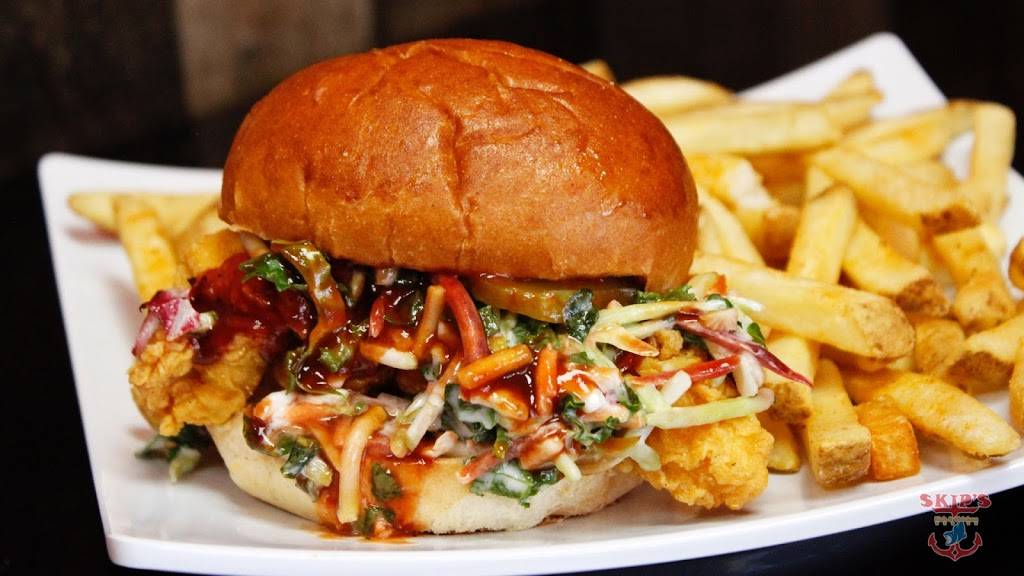 Skips Fish & Chicken Express | restaurant | 2330 Arden Way, Sacramento, CA 95825, USA | 9164903776 OR +1 916-490-3776