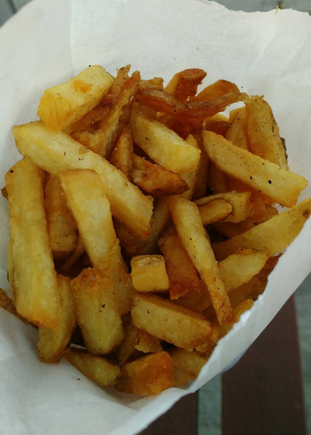 WingBurger | restaurant | 1733 Eglinton Ave E, North York, ON M4A 1J8, Canada | 6479519110 OR +1 647-951-9110