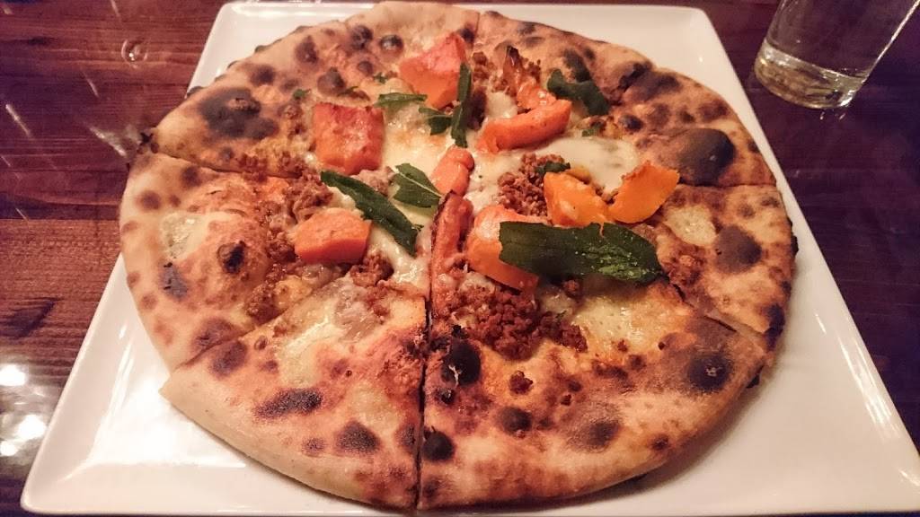 Proper Brick Oven & Tap Room | restaurant | 139 7th St, Pittsburgh, PA 15222, USA | 4122815700 OR +1 412-281-5700