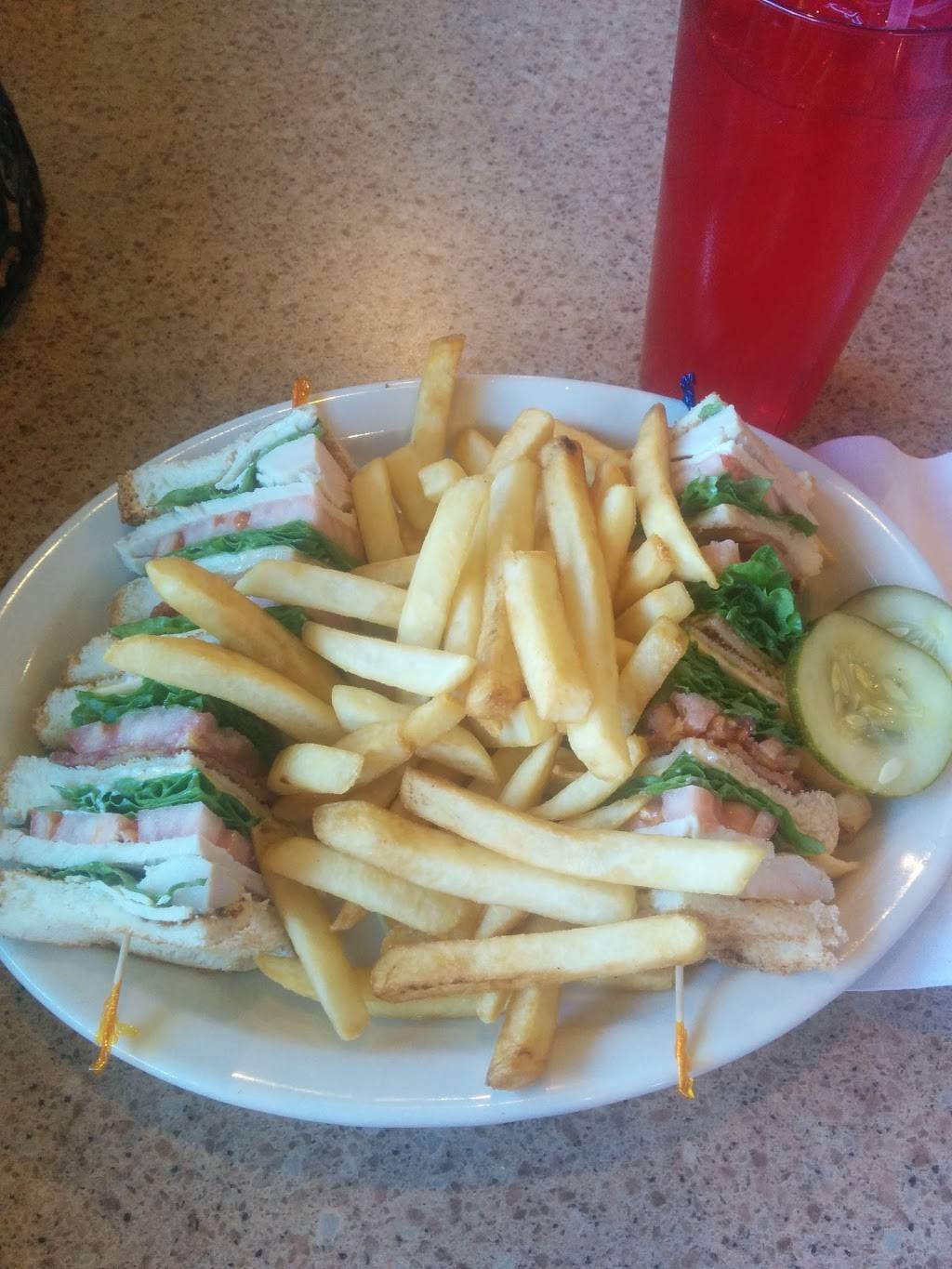 Four Korners Restaurant | restaurant | 2495 Lapeer Rd, Auburn Hills, MI 48326, USA | 2483737011 OR +1 248-373-7011