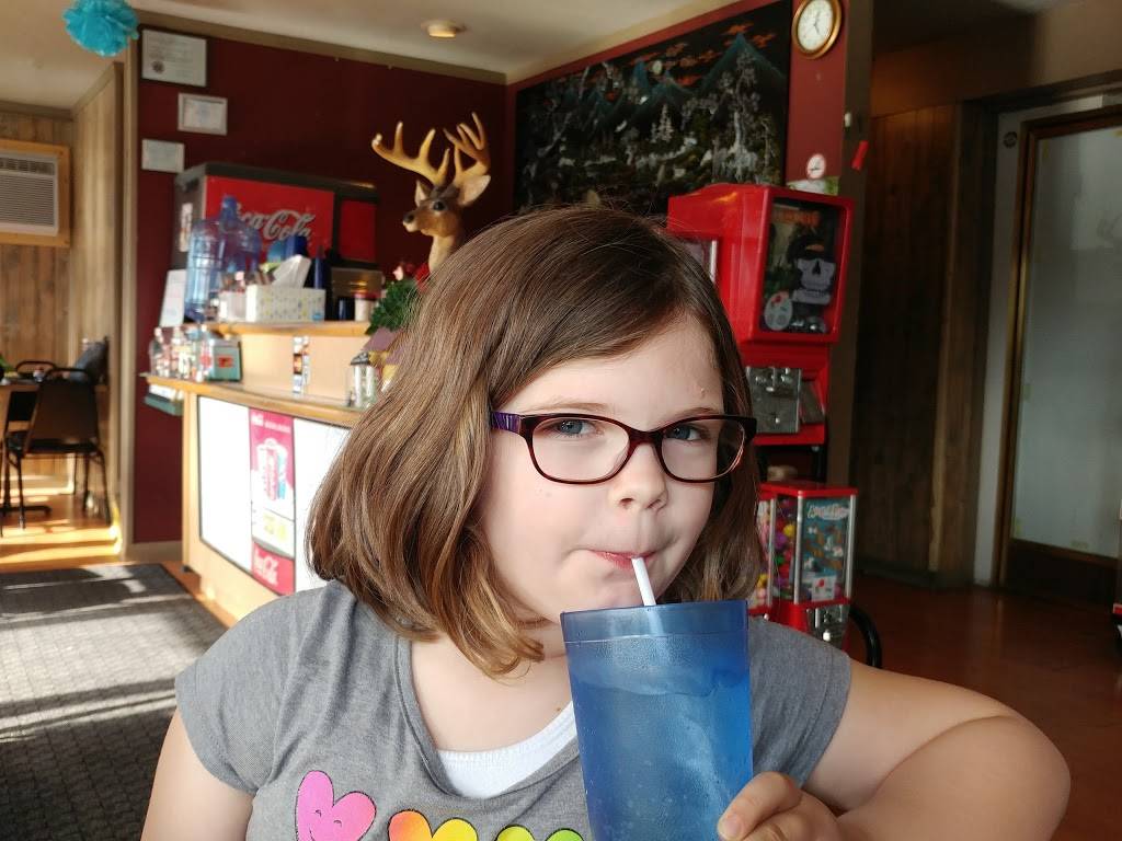 Cozy Cafe | restaurant | 633 S Main St, Hillsboro, IL 62049, USA | 2175327802 OR +1 217-532-7802