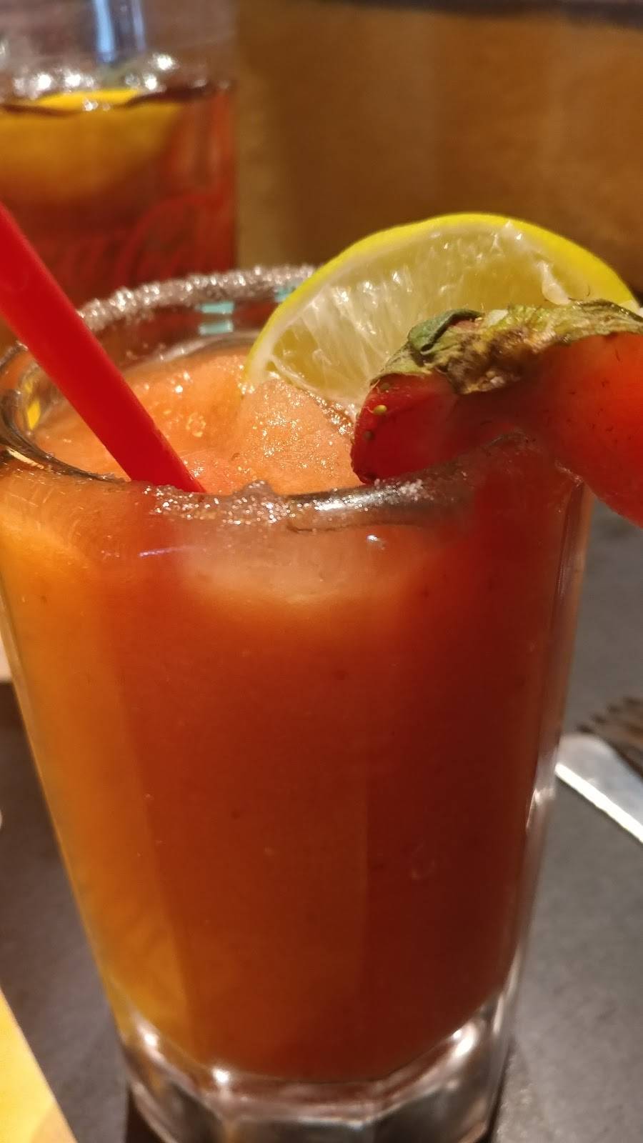 Mama Roja Mexican Kitchen | restaurant | 9219 Lake Hefner Dr, Oklahoma City, OK 73120, USA | 4053026262 OR +1 405-302-6262