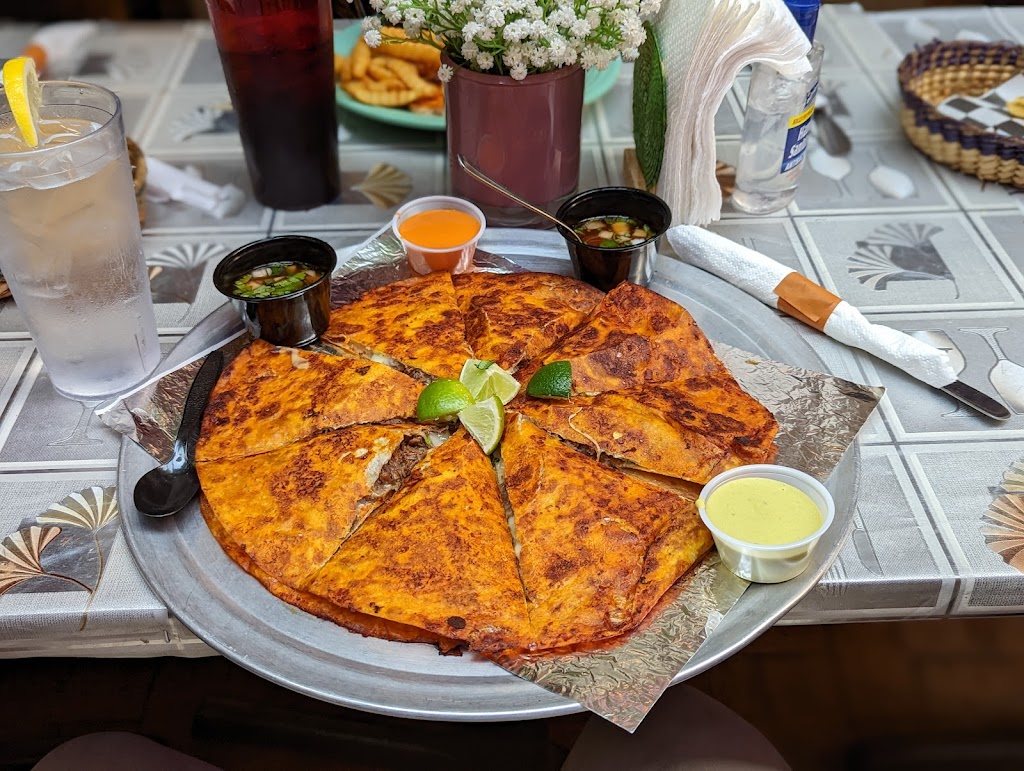 La Fonda del Sol Restaurant & Catering | restaurant | 233 N Paseo De Onate, Española, NM 87532, USA | 5057537092 OR +1 505-753-7092