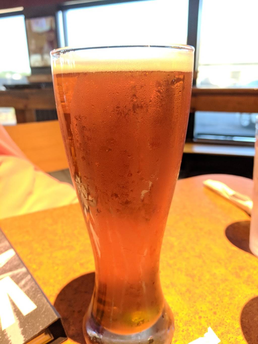 Buffalo Wild Wings | meal takeaway | 7030 W 105th St, Overland Park, KS 66212, USA | 9133419464 OR +1 913-341-9464