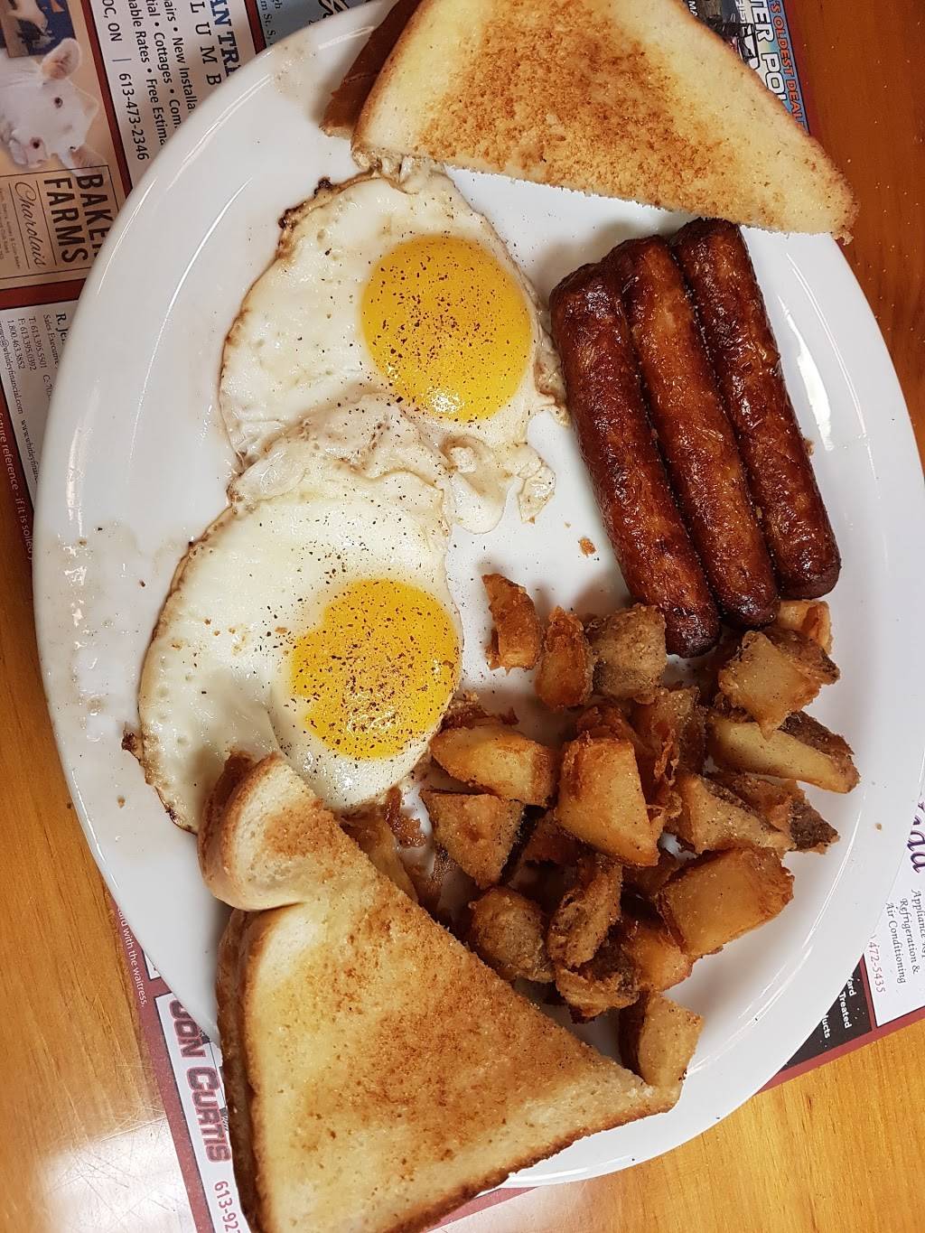 Madoc Dairy - Burnsides Casual Dining | restaurant | 203 Russell St, Madoc, ON K0K 2K0, Canada | 6134732963 OR +1 613-473-2963