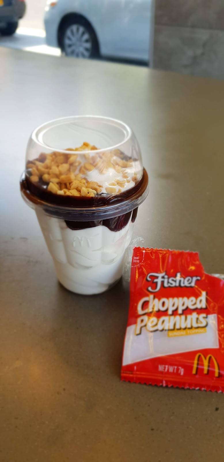 McDonalds | restaurant | 2 Coogan Blvd, Mystic, CT 06355, USA | 8605369123 OR +1 860-536-9123