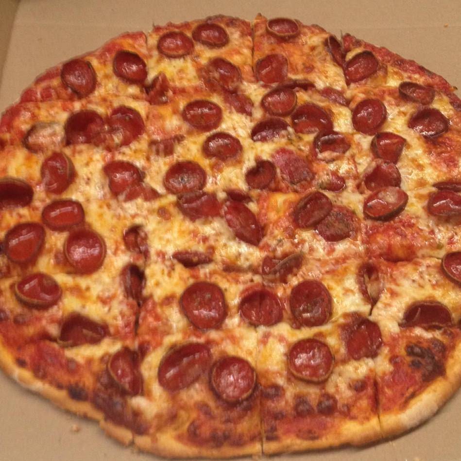 Bellas Pizza | restaurant | 958 Demorest Rd, Columbus, OH 43204, USA | 6142743358 OR +1 614-274-3358
