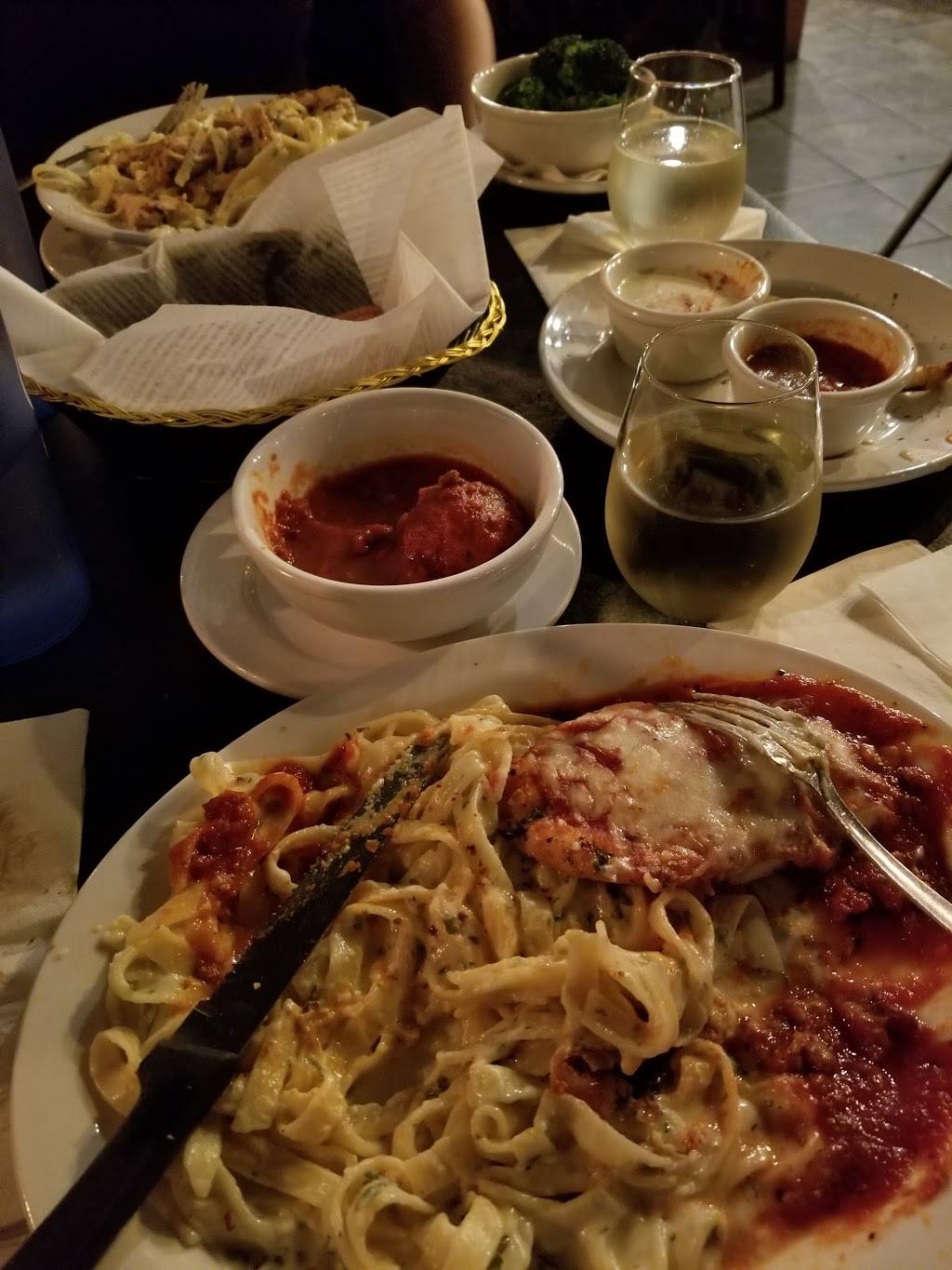 Angelos Italian Restaurant | meal takeaway | 5231 E Central Ave suite a, Wichita, KS 67208, USA | 3166129058 OR +1 316-612-9058