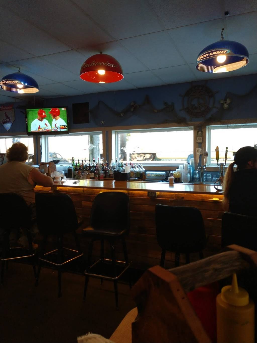 Montrose Sandbar | restaurant | 19 Main St, Montrose, IA 52639, USA | 3194637293 OR +1 319-463-7293